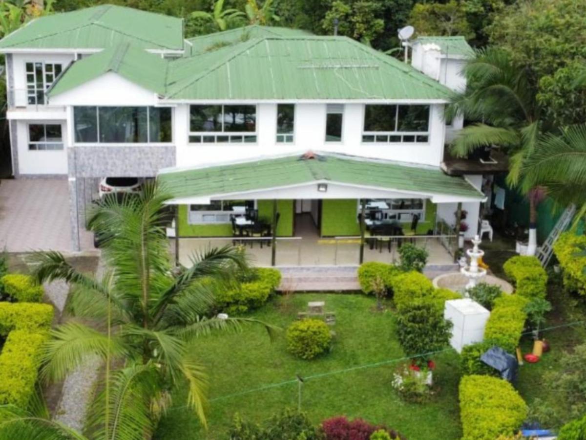 Habitacion Privada En Finca Turistica Hualcala Ла-Меса Экстерьер фото
