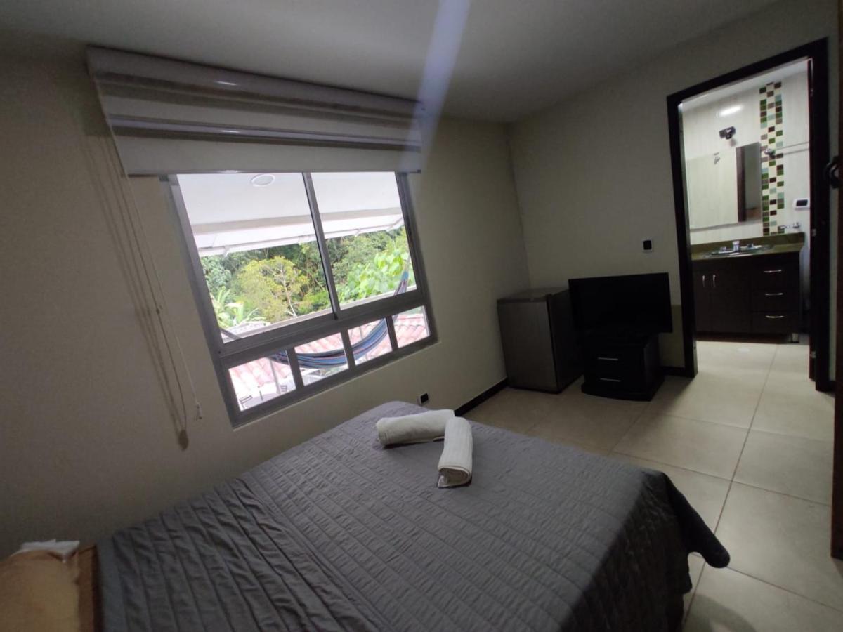 Habitacion Privada En Finca Turistica Hualcala Ла-Меса Экстерьер фото